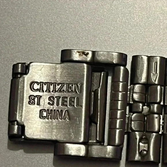 Larsson & Jennings boyfriend mini mixed gold watch - Picture 8 of 8